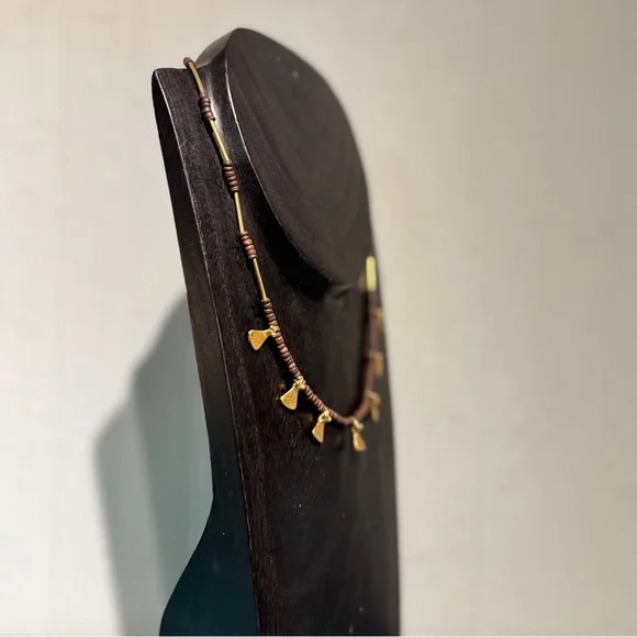 Pre-Colombian Gold and Wood Beaded Necklace - Picture 6 of 6